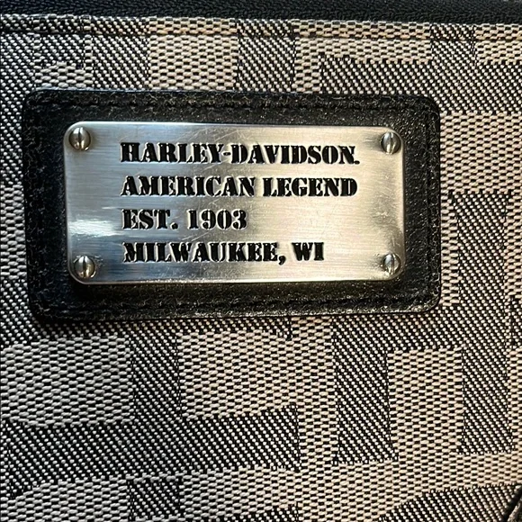 Harley-Davidson Tan & Brown Jacquard Wallet-Wristlet - Picture 9 of 10